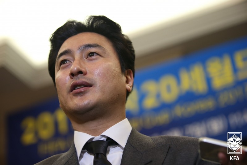 20년 전과 어쩜 이리 똑같을까…안정환 "외국인 감독 자르고, 그 자리 앉으려는 사람 많았다"