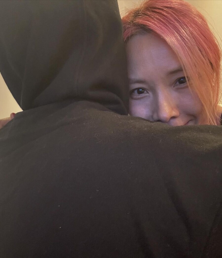 "드디어 생겨" 신봉선, 11kg 감량 후 남친 공개…아무도 안 믿는 투샷