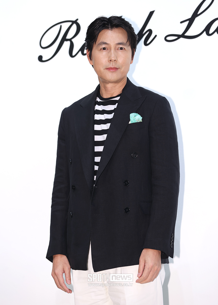정우성, 유엔난민기구 친선대사직 스스로 사임 "정치적 공격 끝없어"