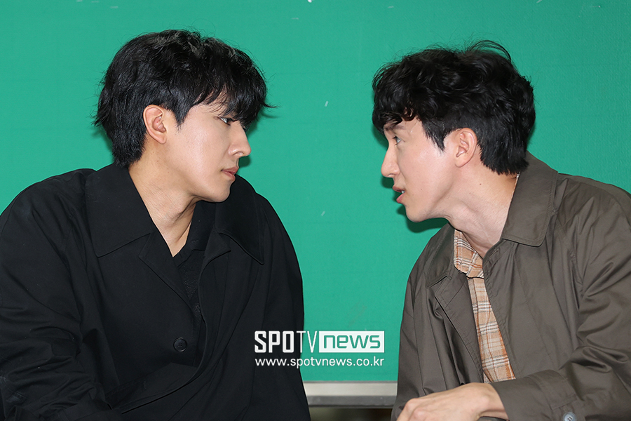 [포토S] 손호준-정경훈, 눈맞춤