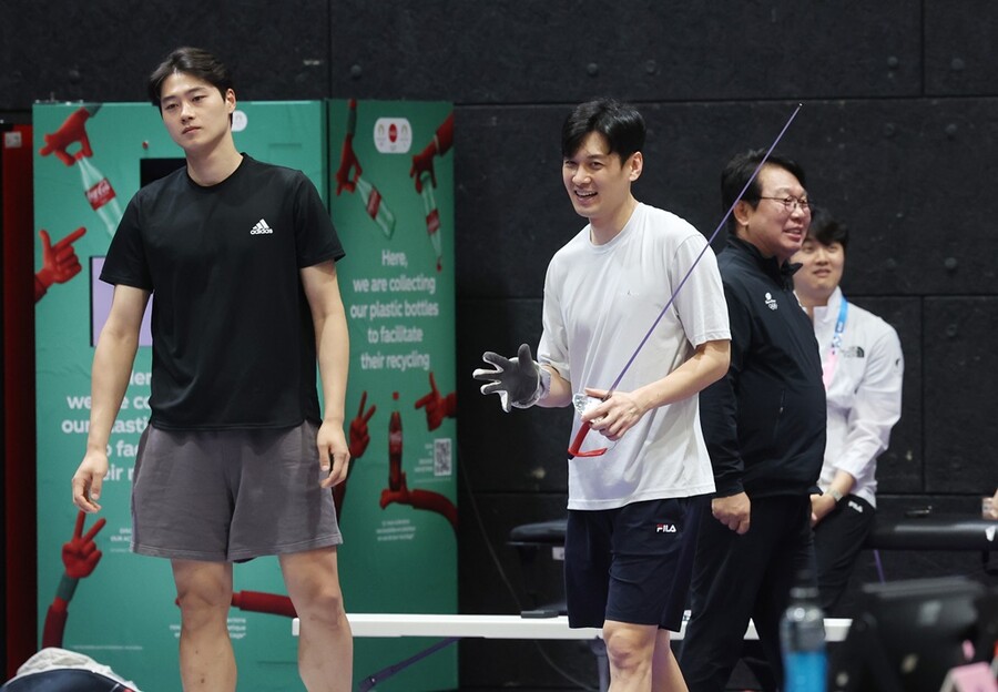 '마지막 올림픽인데' 펜싱 구본길, 개인전 탈락…오상욱-박상원, 압도적 기량 과시 → 금메달 도전 중 [올림픽 NOW]
