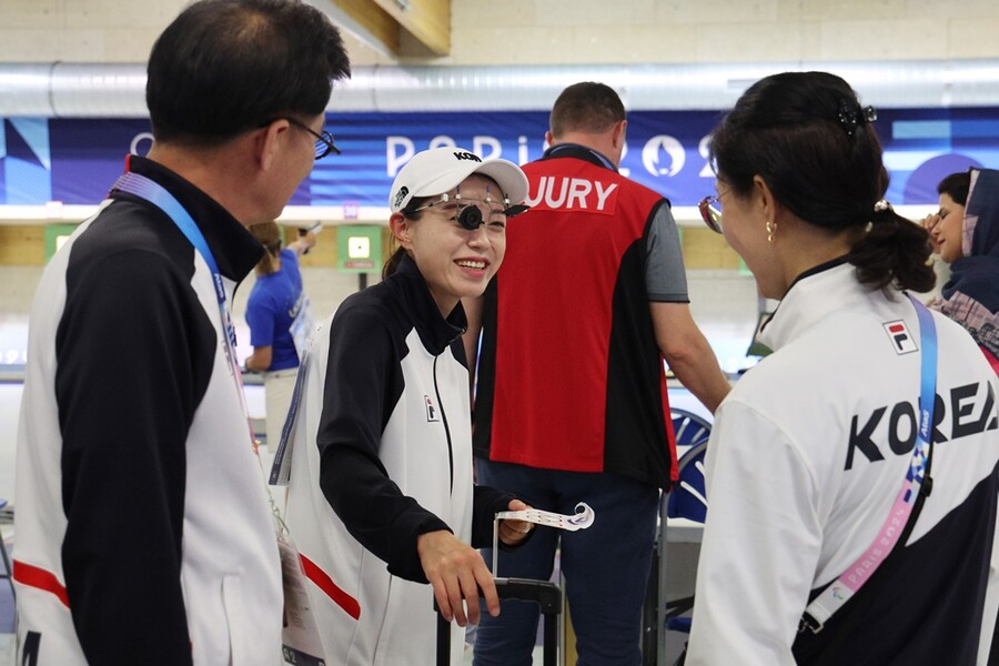 한국 사격 완벽 부활, 28일도 메달 총성 울린다…이원호·오예진·김예지, 나란히 권총 10ｍ 남녀 결선 진출 [올림픽 NOW]