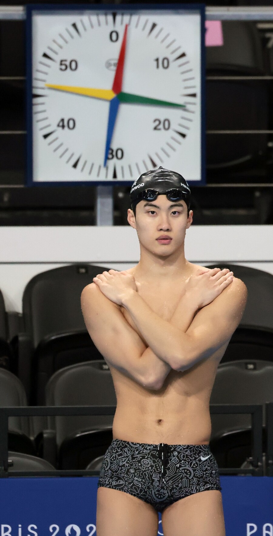 ▲ 황선우와 김우민은 28일(이하 한국시간) 오후 프랑스 파리 라데팡스 수영장에서 열린 올림픽 수영 남자 자유형 200m 예선에서 각각 4위와 12위를 기록했다. 이로써 전체 27명 중 상위 16명에게 주어지는 준결승 진출 티켓을 나란히 확보하는 데 성공했다. 한국 수영 경영 종목에서 두 명 이상 올림픽 본선 준결승에 오른 것은 역사상 처음이다.  ⓒ연합뉴스