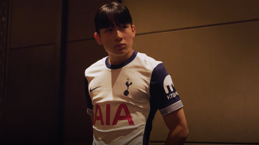 ▲ 고등학생 '슈퍼루키' 양민혁이 K리그 데뷔 시즌에 프리미어리그 직행을 하게 됐다. 토트넘은 양민혁에게 꽤 많은 이적료를 지불했고 2030년까지 장기 계약을 체결했다. 양민혁이 토트넘 이적을 결정하는데 '대한민국 캡틴' 손흥민의 존재감이 엄청났다. 토트넘 이적 공식 발표 이후에는 "좋은 기회로 토트넘에 가게 됐는데 아직은 시간이 남았기 때문에 앞으로 남은 기간 동안 더 좋은 모습 보여줄 수 있도록 하겠다. 앞으로 더 많은 응원 부탁드린다"라고 말했다