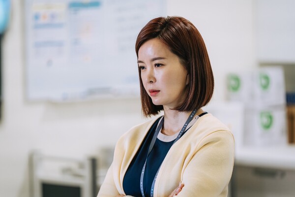 ▲ 8월 2일 첫방송되는 '나쁜 기억 지우개'에서 능숙한 간호사 송미선 역을 맡은 신은정. 제공|김종학프로덕션 초록뱀미디어