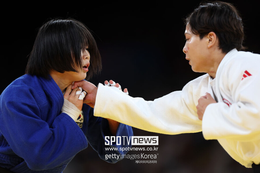 "편파 판정으로 금메달 땄잖아" 허미미 꺾은 데구치, 악플에 시달린다 "슬프다" [올림픽 NOW]