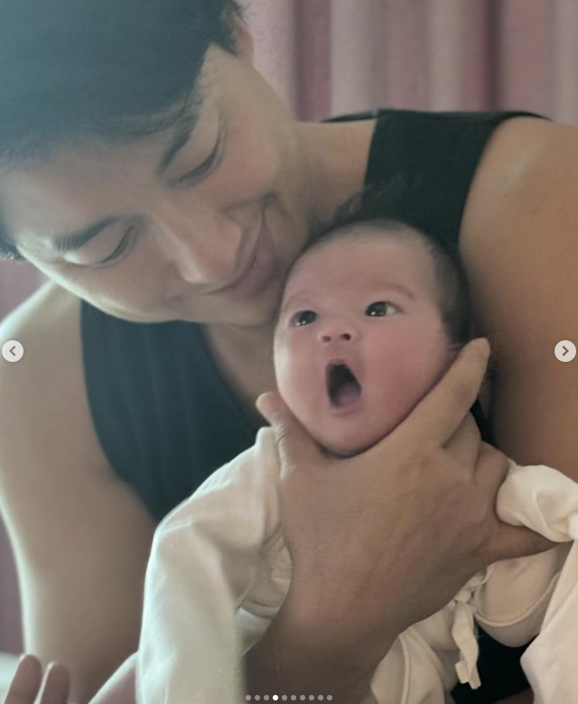 "저는 루희예요" 이지훈♥아야네, 생후 12일차 딸 이름 얼굴 최초 공개