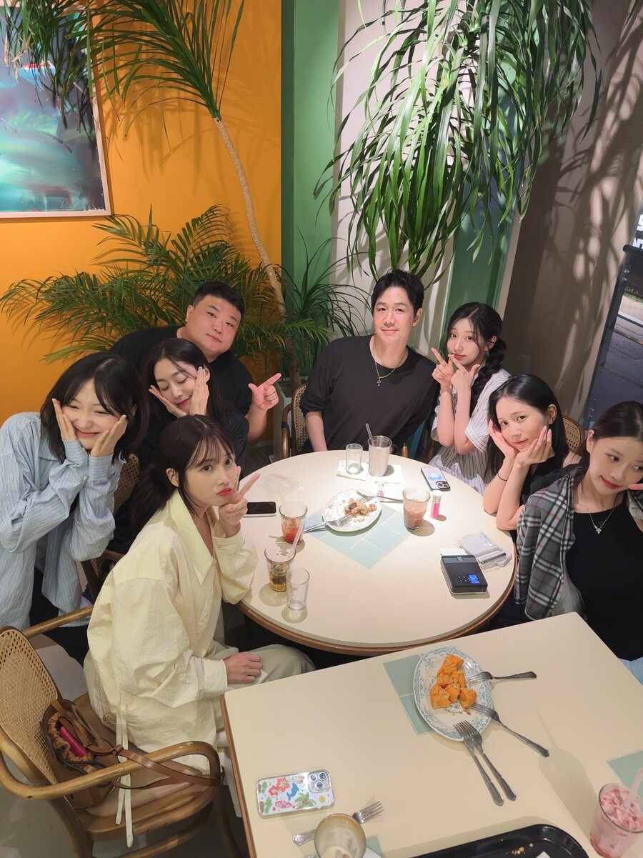 "또 모인다" 러블리즈, '10주년'에 큰 것 오나…울림 이중엽 대표와 회동[이슈S]