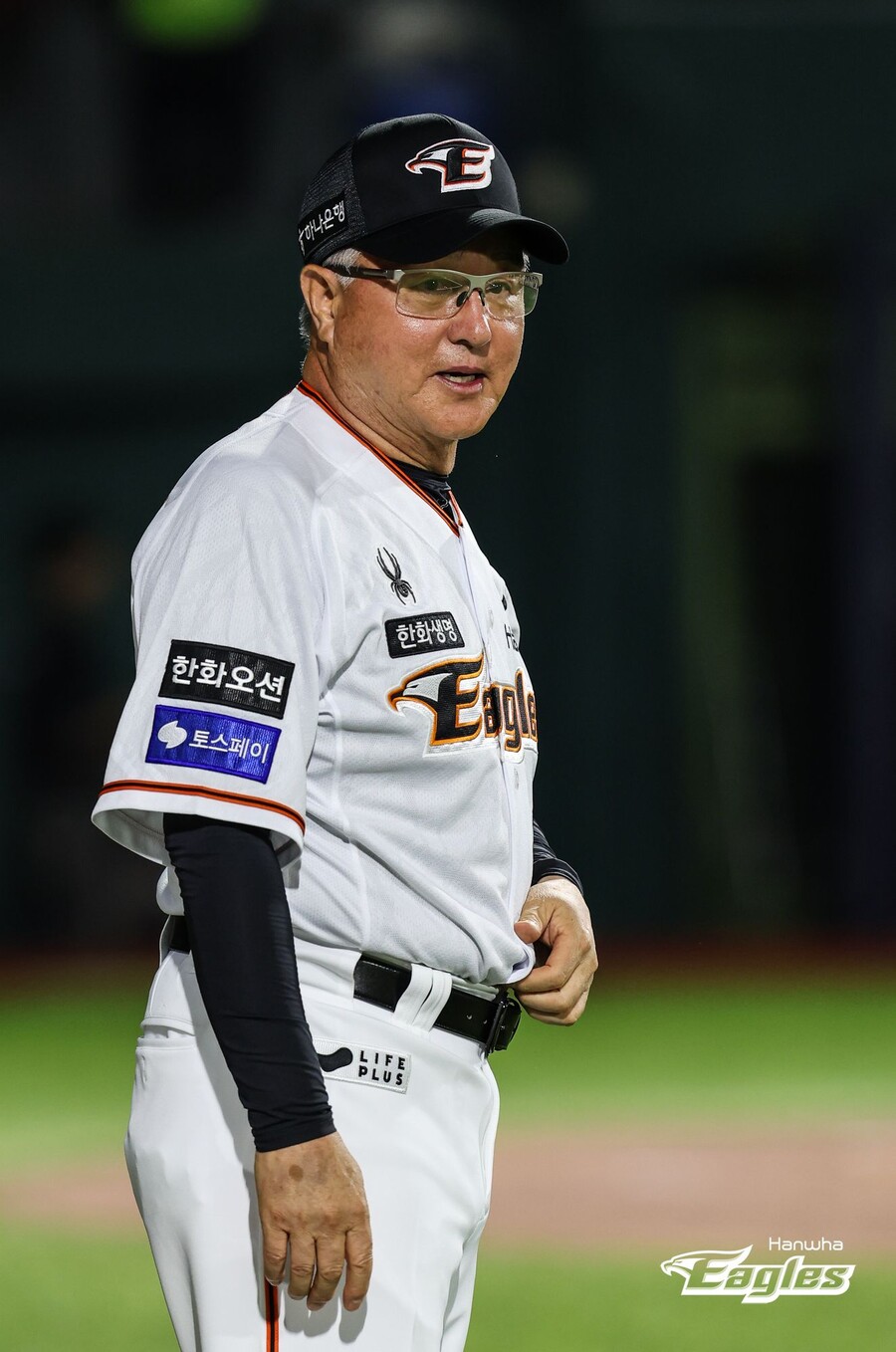 한화 팬들이 만든 역대급 매진 신기록…김경문 "더 강한 팀 만들겠다" 다짐