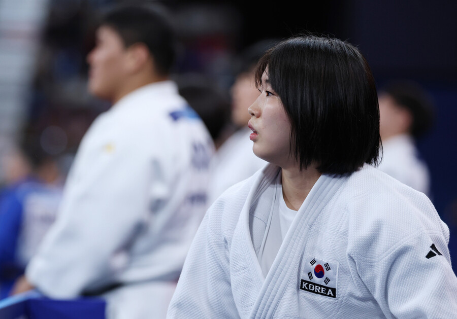 ▲ 한국 유도 대표팀은 4일(한국시간) 프랑스 파리 샹드마르스 아레나에서 열린 2024 파리 올림픽 유도 혼성 단체전 동메달 결정전에서 독일과 연장 승부 끝에 4-3으로 이겼다. 가장 낮은 체급의 안바울이 연장에서 무게가 더 나가는 독일 선수를 상대로 승맇면서 값진 동메달을 목에 걸었다.  ⓒ연합뉴스