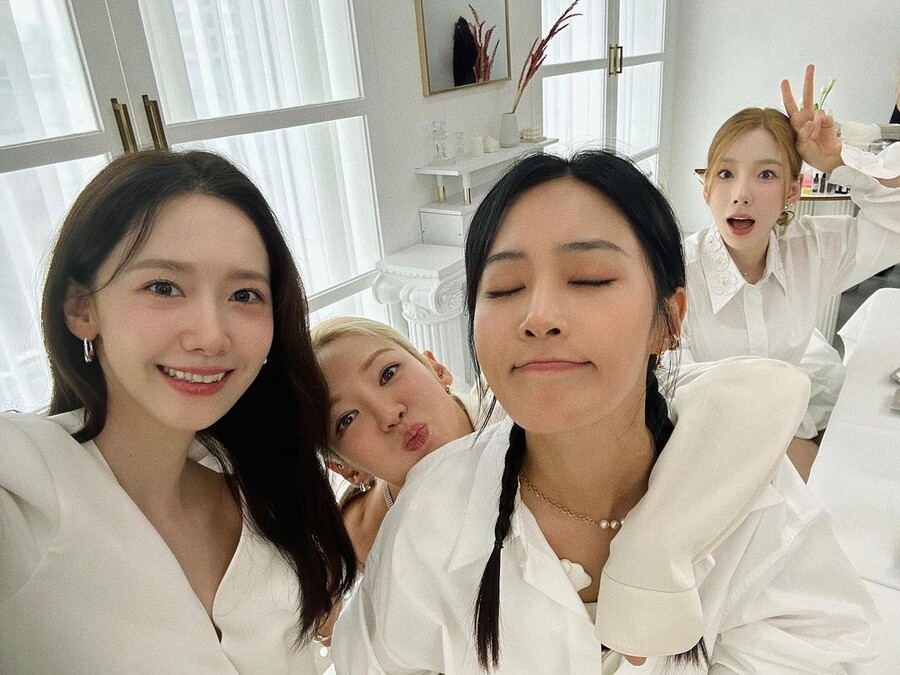 ▲ 소녀시대. 출처ㅣ윤아 인스타그램