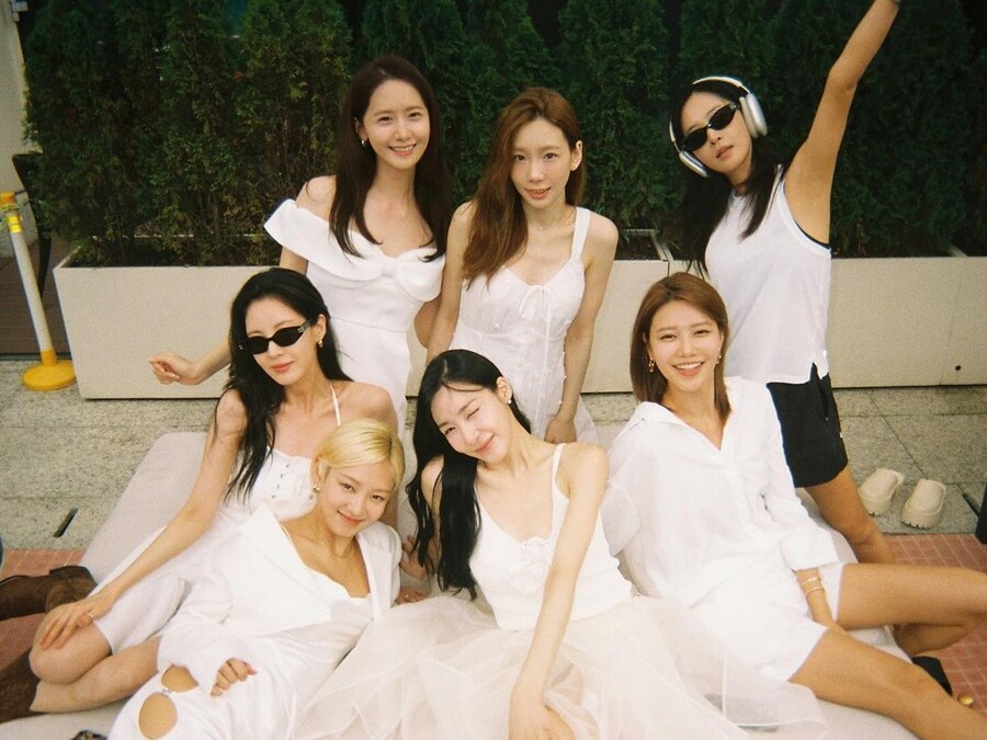 ▲ 소녀시대. 출처ㅣ윤아 인스타그램