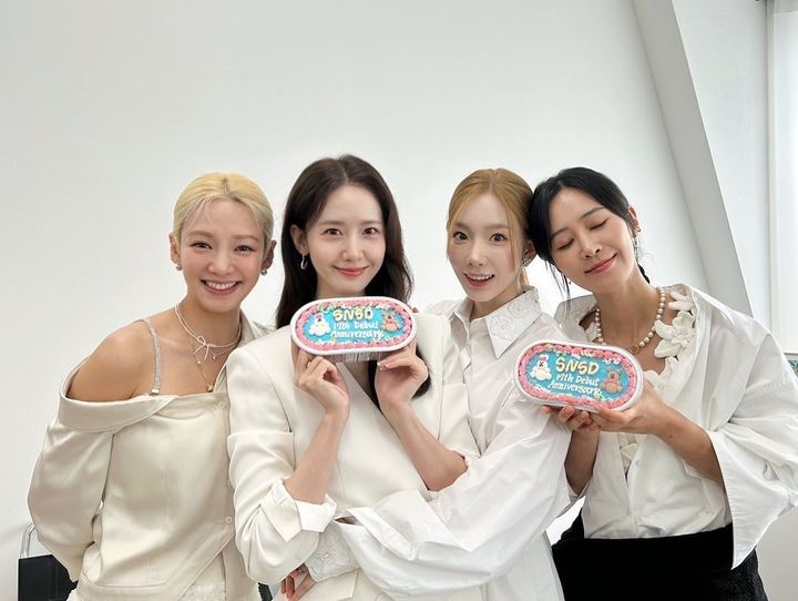 ▲ 소녀시대. 출처ㅣ윤아 인스타그램