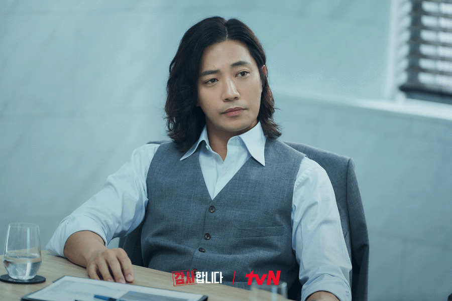 진구, 이토록 매력적인 빌런이?…카리스마 부사장→따뜻한 삼촌 '반전매력'[초점S]