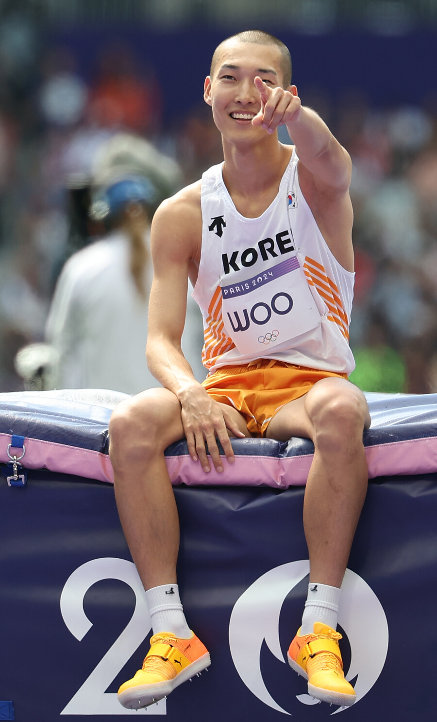 우승 후보 탈락에 부상까지…'황영조·이봉주 이후 메달 보인다' 우상혁 3위로 결선 진출 [올림픽 NOW]