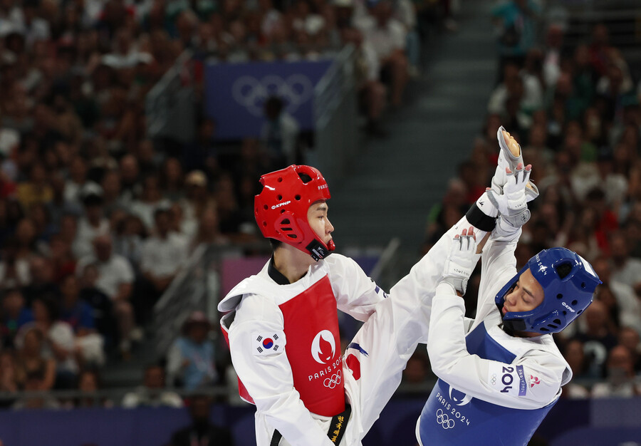▲ 박태준이 2024 파리 올림픽 태권도 남자 58kg급 금메달을 차지했다. 4강에서 세계랭킹 1위이자 도쿄 올림픽 은메달에 빛나는 강자를 꺾고 결승에 진출한 뒤 언더독 반란을 일으키고 있던 마고메도프도 제압하면서 이번 대회 태권도 첫 금메달이자 한국 선수단의 12번째 금메달 주인공이 됐다. ⓒ 연합뉴스