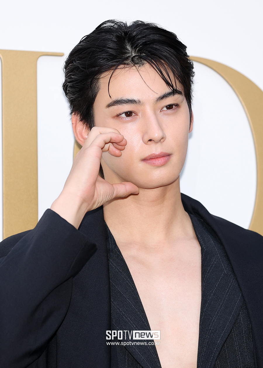 LG, NC와 홈 주말 3연전 릴레이 시구…9일 방민아→10일 골프선수 박현경→11일 차은우
