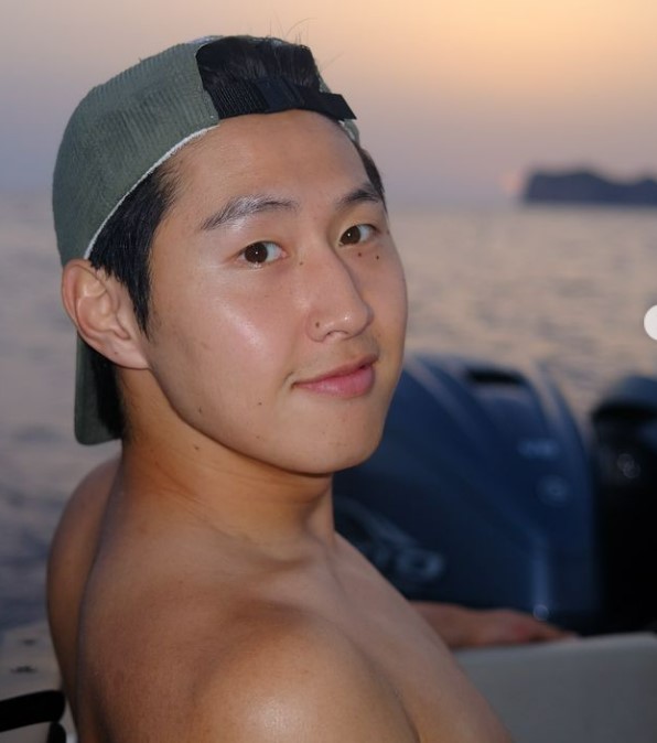 ▲ 프랑스 매체 ‘풋 메르카토’의 산티 아우나 기자는 10일(한국시간) “작년 여름 파리 생제르맹(PSG)에 합류한 이강인은 사우디아라비아의 많은 관심을 받고 있다. 사우디아라비아의 한 팀은 이강인을 사우디 프로 리그에서 가장 많은 연봉을 받는 선수로 만들고 싶어한다. 이에 따라 해당 구단은 PSG에 엄청난 제안을 준비 중이다”라고 전했다.  ⓒ이강인 SNS
