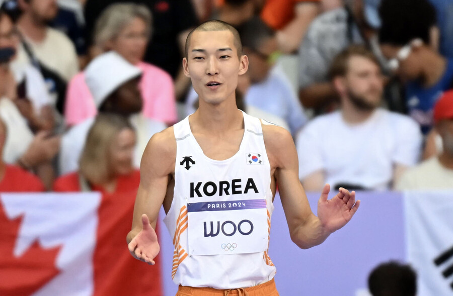 ▲10일(현지시간) 프랑스 파리 스타드 드 프랑스에서 열린 2024 파리올림픽 육상 남자 높이뛰기 결선에 출전한 우상혁이 2m31을 세 차례나 넘지 못하면서 뜻밖의 탈락을 했다. 메달 도전도 실패했다.  ⓒ연합뉴스