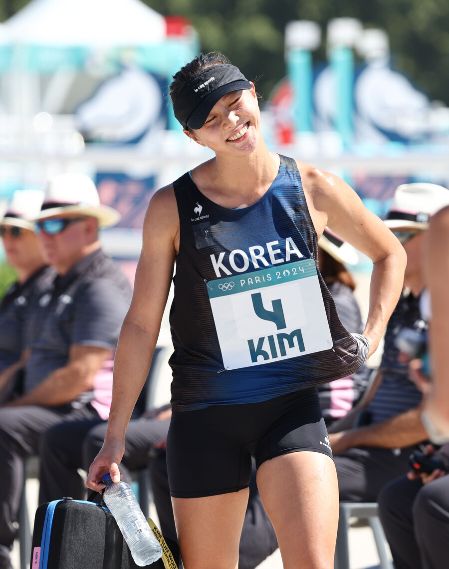 ▲ 10일(현지시간) 프랑스 베르사유 궁전에서 열린 2024 파리올림픽 근대5종 여자 준결승전 레이저 런 경기를 마친 한국 김선우가 웃고 있다.  ⓒ연합뉴스