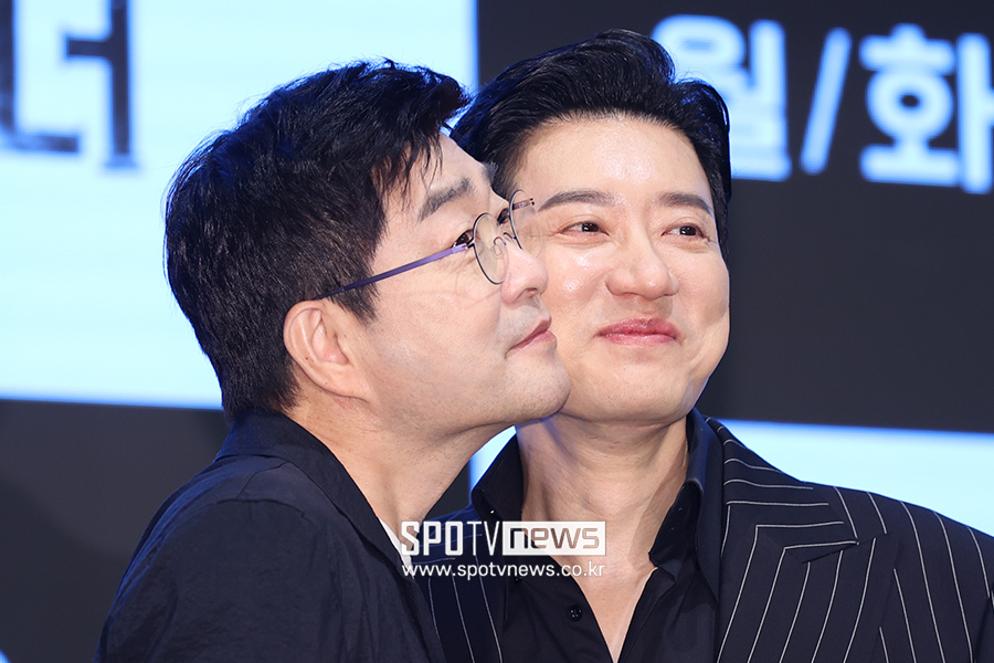 [포토S] 볼 맞댄 손현주-김명민