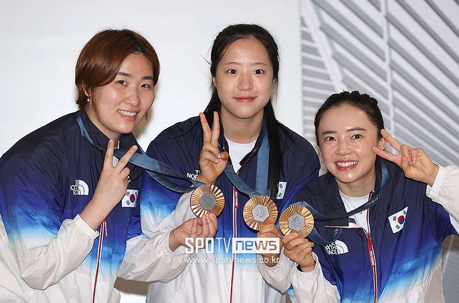 [포토S] 신유빈-전지희-이은혜, 빛나는 탁구 여제들