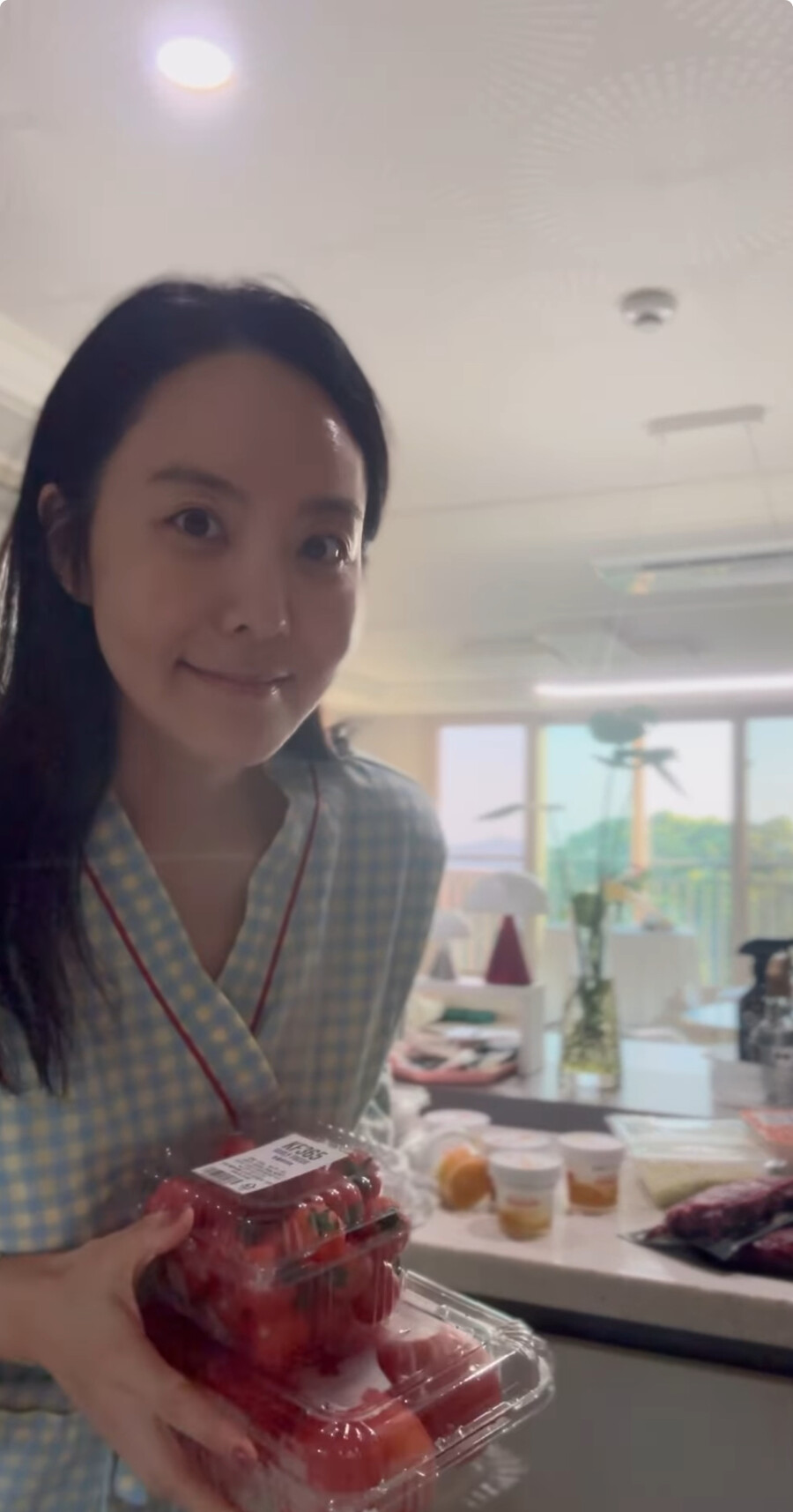 박지윤, '이혼' 최동석 '카드값 저격' 반박인가 "애착 잠옷 구멍 나게 입어"