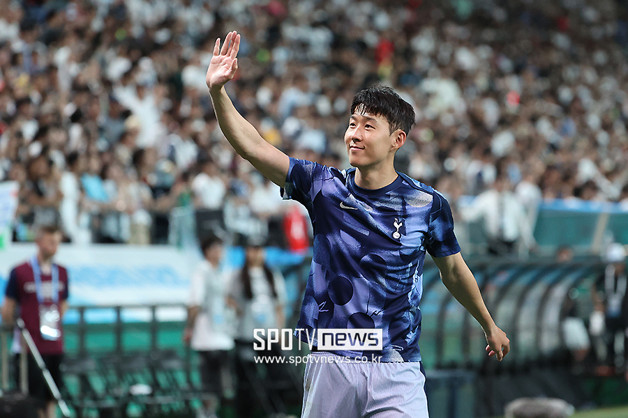 SON '무관 마이너스' 극복 하고도 남아…한국 레전드 순위 "손-차-박"