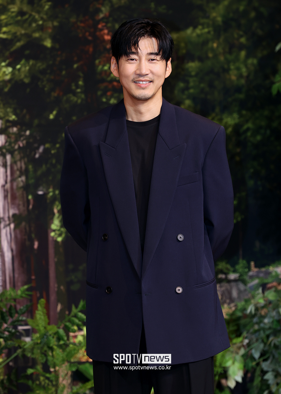 '아무도 없는 숲속에서' 윤계상 "작가 이름이 손호영, 그 손호영 아냐"