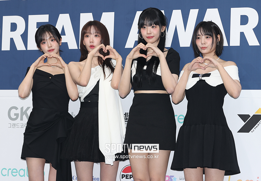 ▲ QWER ⓒ곽혜미 기자