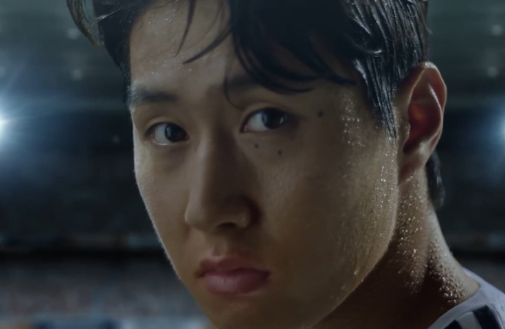 이강인 '폭풍 팬서비스' 이유 이거였네! "한국 팬들은 나를 발전하게 해요" 이강인의 '깜짝' 사랑 고백