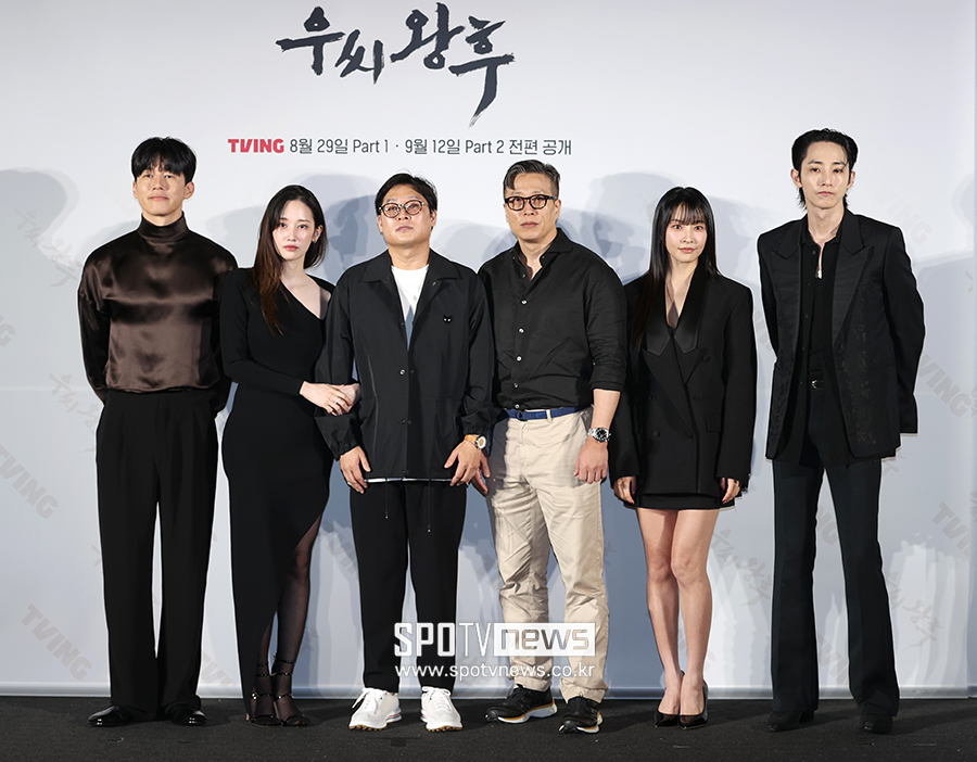 ▲ 김무열 전종서 정세교 감독 이병학 작가 정유미 이수혁 ⓒ곽혜미 기자