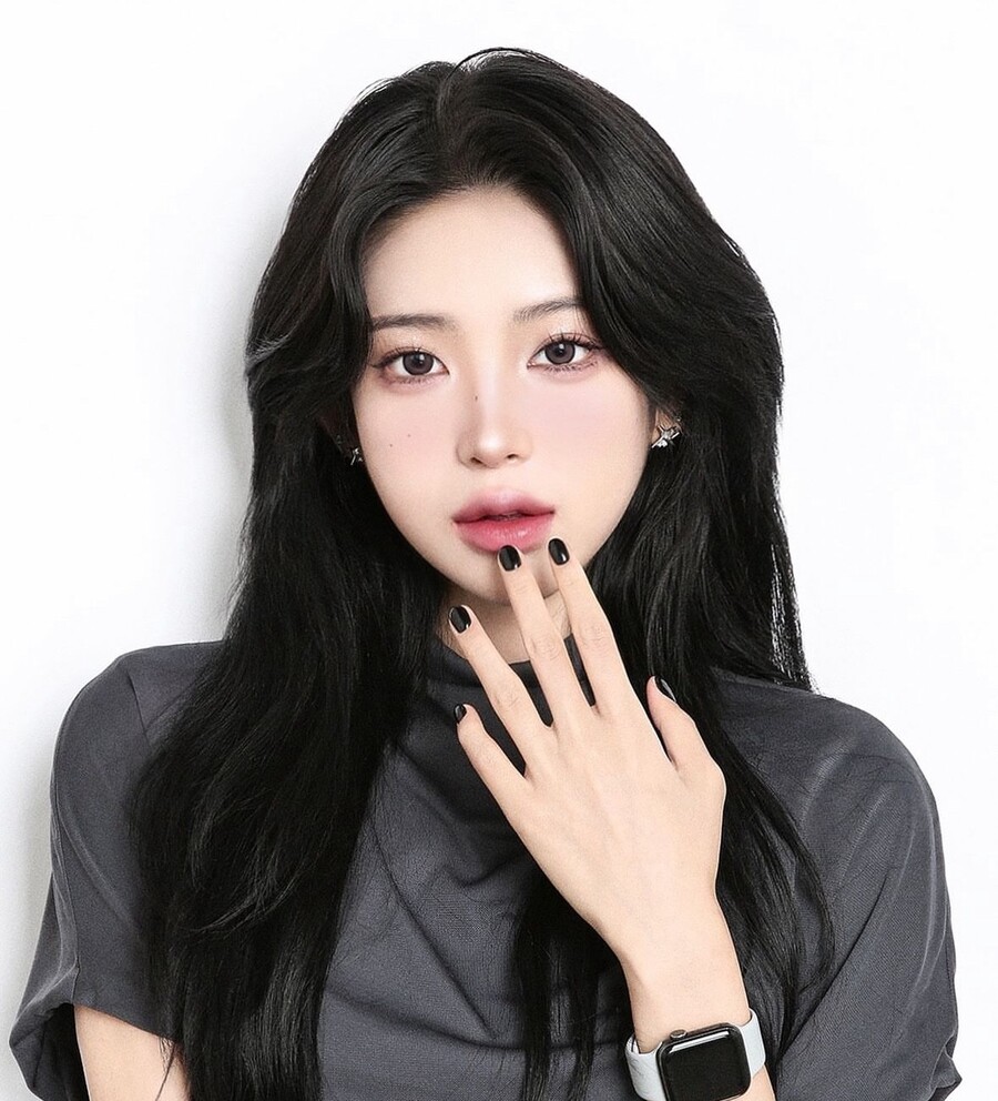 '故최진실 딸' 최준희 "골반 괴사 3기로 인공관절…다이어트 탓 아냐"