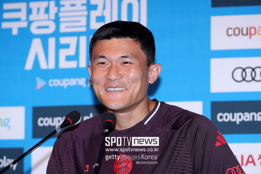 ▲  크라머는 "바이에른 뮌헨의 센터백들은 놀랍다. 센터백들은 너무너무 잘못된 판단들을 많이 내리고 있으며, 이런 건 바이에른 뮌헨의 방식이 아니다. 센터백은 팀의 리듬을 결정지을 수 있어야 한다. 바이에른 뮌헨은 현재 세계적인 센터백들을 보유하고 있지만, 이것은 지금 언급할 필요가 없다. 현재 바이에른 뮌헨의 센터백들은 과거에 활약했던 마츠 훔멜스, 다비드 알라바, 제롬 보아텡같은 든든한 느낌을 주지 못한다“라고 언급했다.
