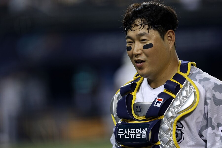 "포수 양의지? 기약 없다"…왜 이승엽 감독은 'DH' 최선이라 했을까