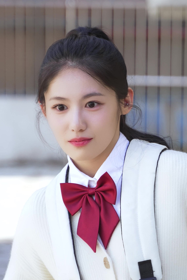 ▲ 오는 19일 신곡 '소녀, 빛을 달리다'를 발표하는 신의진. 제공|아이엑스 엔터테인먼트