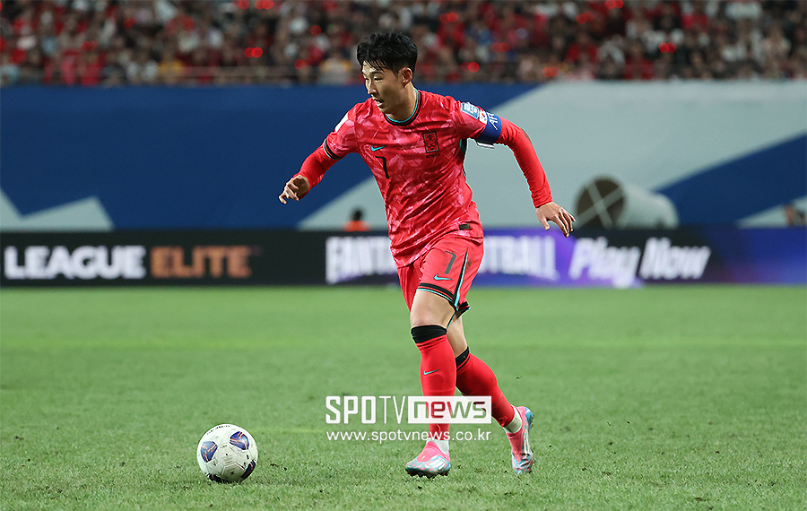 ▲ 홍명보 감독이 이끄는 한국 축구대표팀은 5일 오후 8시 서울월드컵경기장에서 열린 국제축구연맹(FIFA) 2026 북중미 월드컵 아시아지역 3차 예선 B조 1차전에서 팔레스타인과 0-0 무승부를 거뒀다.  ⓒ곽혜미 기자