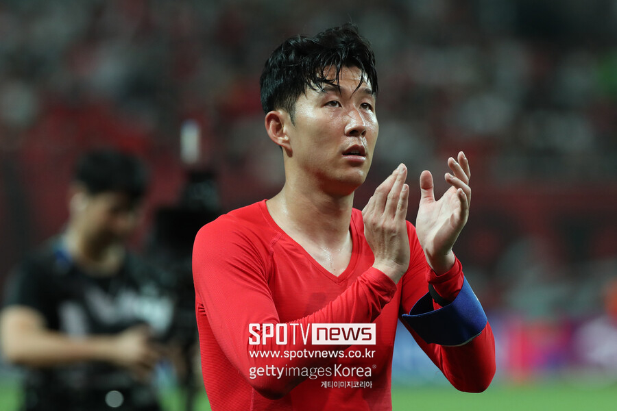 [속보] 대충격! 토트넘 "손흥민 1년 연장 옵션→아직 발동 안 했다"…'이적료 0원' 사우디 이적설 더 활활