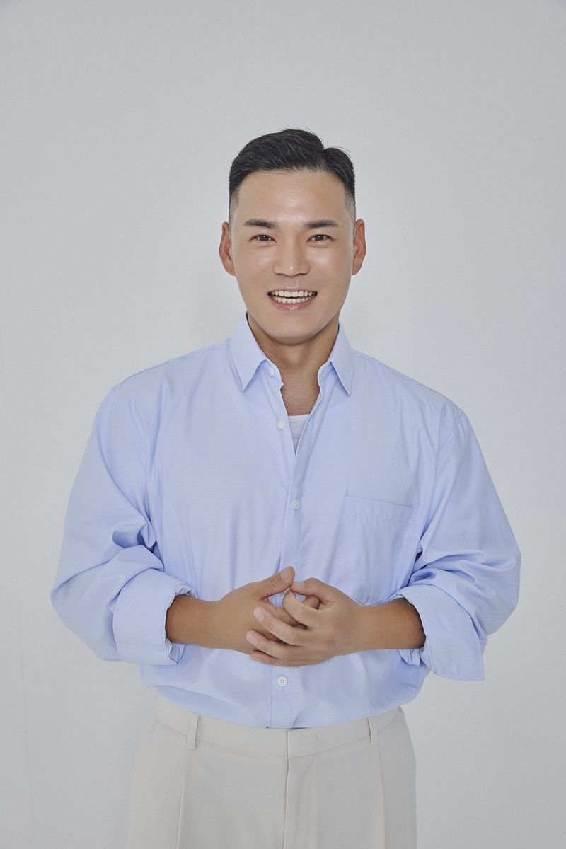 이정, '신장암' 이겨내고 새 출발…P&B엔터와 전속계약 체결[공식]