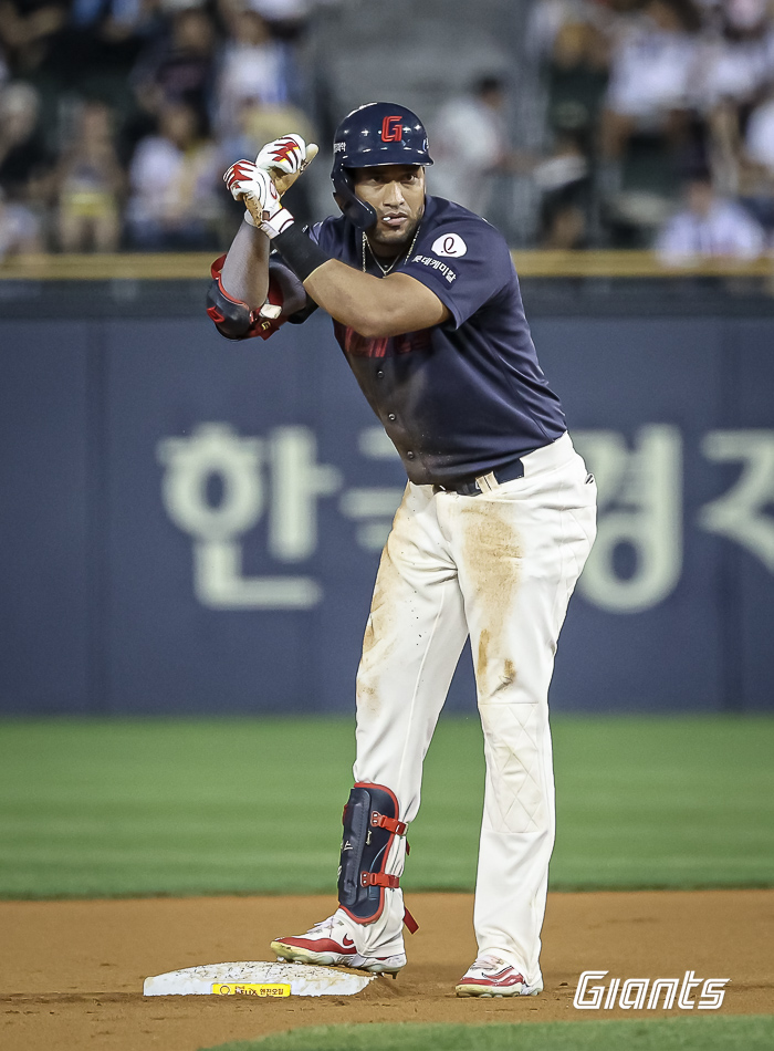롯데 가을야구 아직 모른다…역대급 해결사는 202안타 페이스, 진짜 KBO 신기록 보인다
