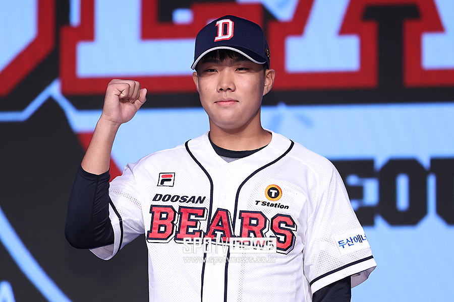 6순위인데 유니폼 이름 새긴 도박? 확신이었다…"김택연처럼, 올해 야수 '넘버 원' 자긍심"