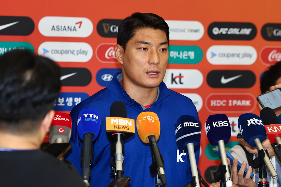 ▲ 이에 주민규는 “그런 부분들이 조금 아쉽기는 하다. 하지만 앞으로 경기가 많이 남아있으니, 지켜봐 주시고 응원해 주시면 더 좋은 경기력으로 좋은 결과를 가져올 수 있도록 준비하겠다”라고 말했다.  ⓒ연합뉴스