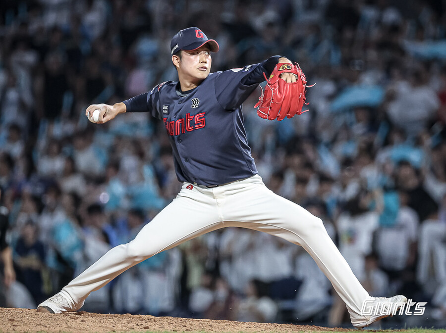▲ 김강현 ⓒ롯데 자이언츠