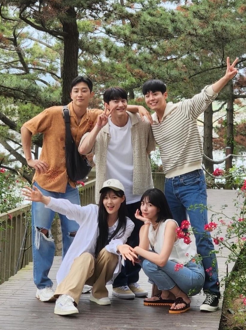 ▲ '구르미 그린 달빛' 주연들. 출처| 박보검 SNS