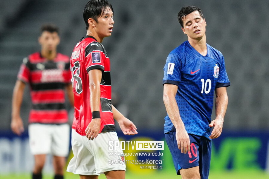 1-0에서 충격의 4실점...포항, 조르지 선제골에도 상하이 선화에 역전패