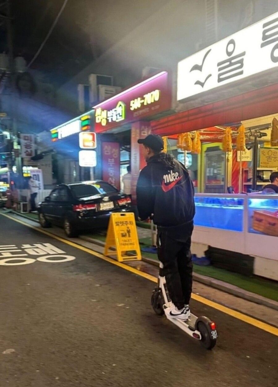 "한국 킥보드 규정 몰랐다" 린가드 사과…경찰은 음주 여부 조사 착수