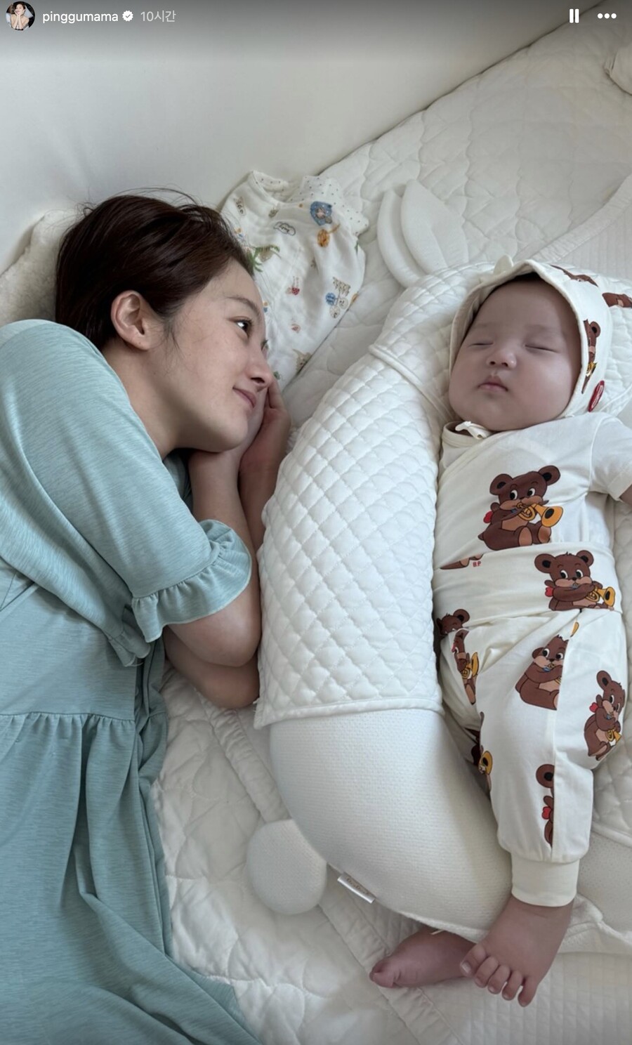 황보라, 꿀 뚝뚝 인형 같은 아들 바라보는 눈빛 '하정우도 닮았네'