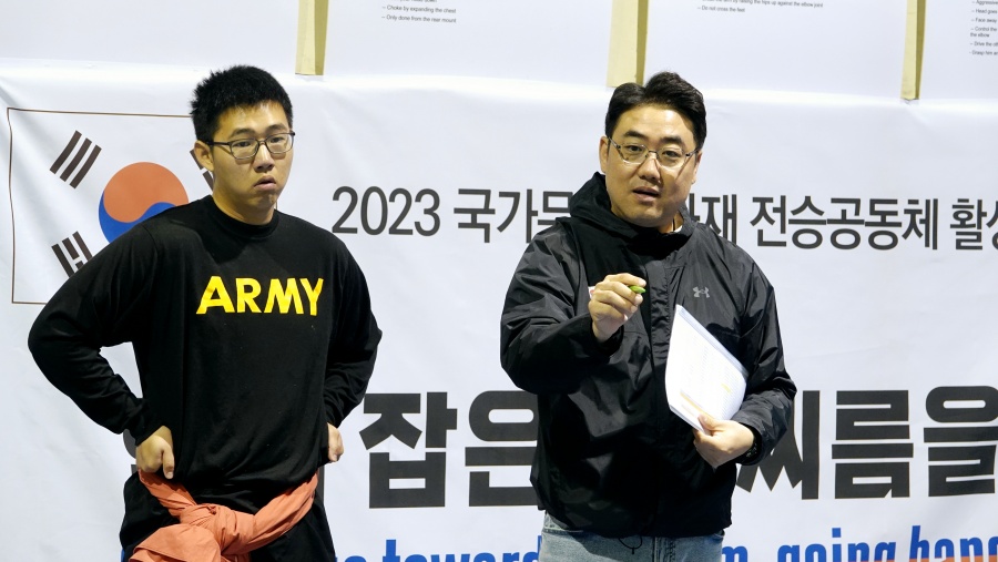 씨름진흥원 김영수 사무국장은 "씨름이 이번 사업을 통해 제2의 부흥을 이뤄내길 희망한다"며 "다양한 영상 콘텐츠 제작을 통해 씨름 활성화를 이끌고, 경찰에 우리 문화 유산인 씨름을 적극적으로 보급하겠다"고 밝혔다. 