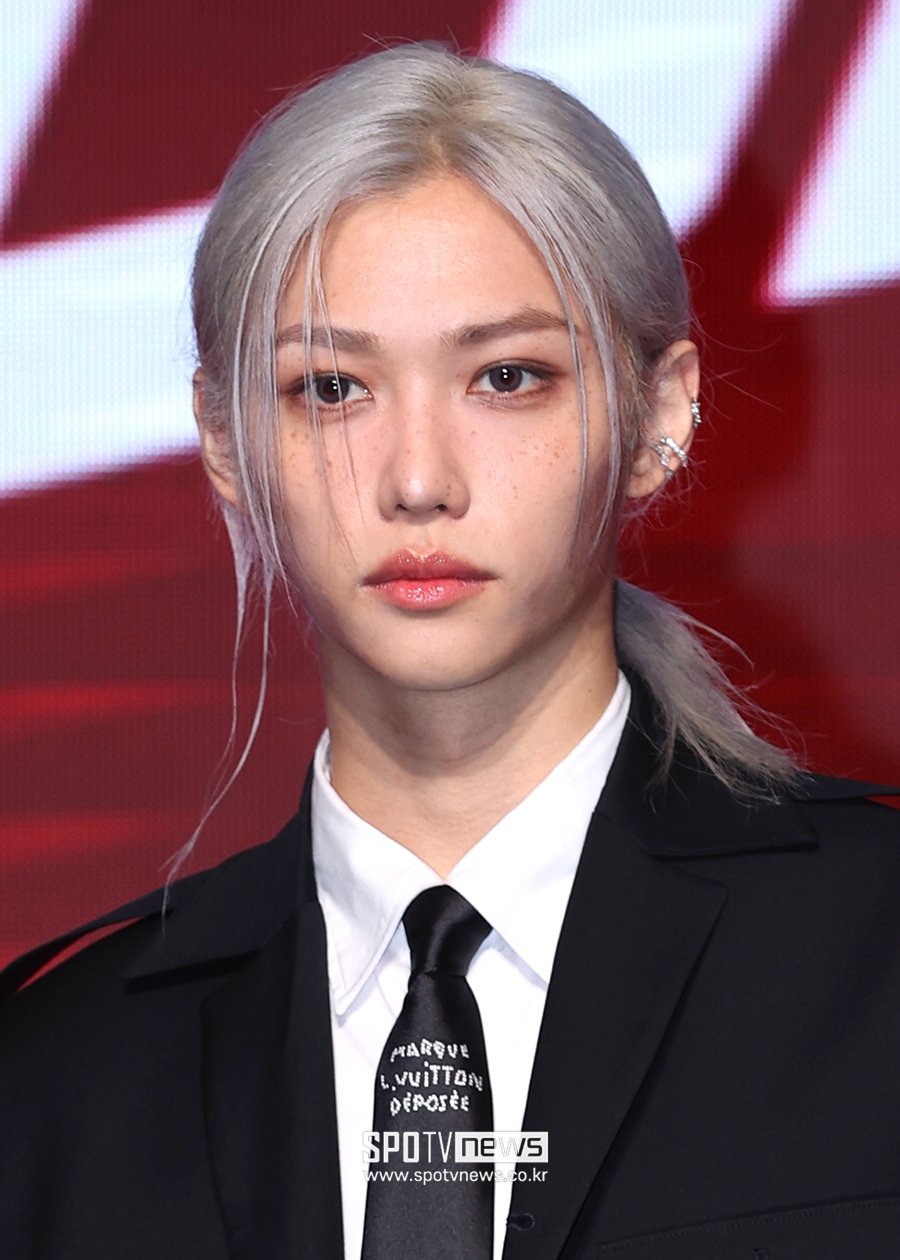 스트레이 키즈 필릭스, 생일 맞아 1억 기부 "받은 사랑 나누고파"
