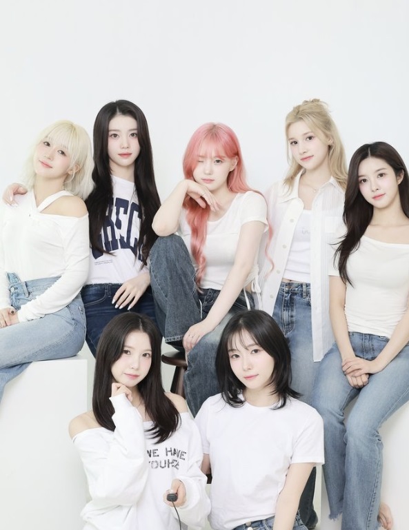 [단독]7인조 된 케플러, 클렙 손 잡았다